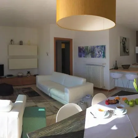 Luci Sul - A Real Paradise