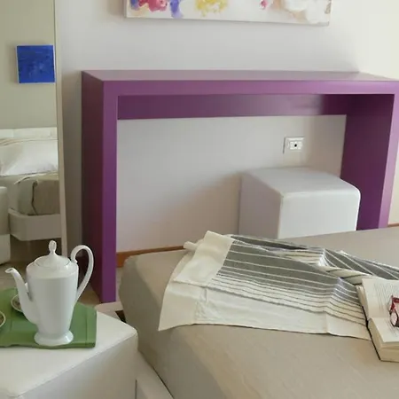 Luci Sul - A Real Paradise Perledo