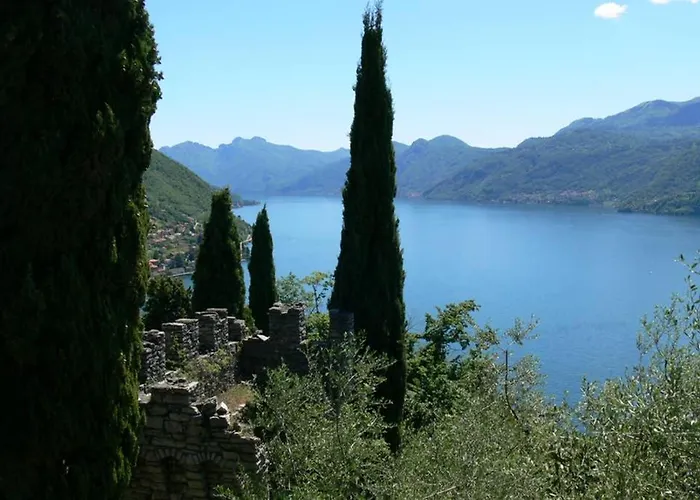 Luci Sul - A Real Paradise * Perledo